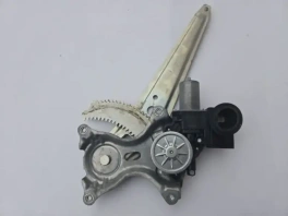 Стеклоподъемный механизм заднего правого стекла Toyota Camry 70 (2017-2023) OEM 8572033300, фронтальный ракурс