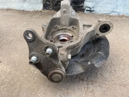 Передний правый поворотный кулак Хендай Санта Фе 4 TM OEM 51714-SJ000 — общий вид