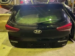 Задняя дверь Hyundai Tucson TL (2020- н/в) SX2 73700-D3090 – вид снаружи, угол со стороны левого крыла