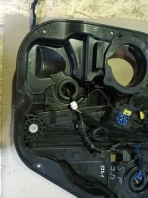 Задняя правая дверная карта Hyundai Santa Fe 4 (OEM 83481-S1000) общий вид