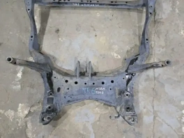 Оригинальный подрамник Mazda 3 BM B3Y0-34-010B с авторазбора