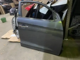 Дверь передняя правая Hyundai Tucson TL OEM 76004-D3001