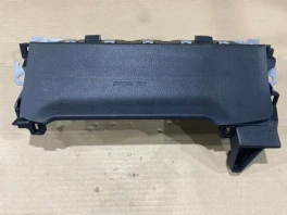 Подушка безопасности в колени Toyota Camry 70 XV70 OEM 353400-7068 расположение в автомобиле