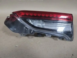 Фонарь в крышку багажника toyota rav4 50 xa50 2018-  прав.