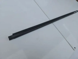 Бархотка передняя правая Toyota C-HR 2020 NGX10 правая 75710-F4010