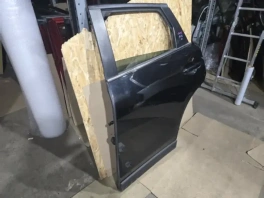 Задняя левая дверь Mazda CX-5 2 (KF) OEM KDY2-62-430C 2017- общий вид