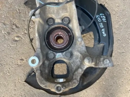 Поворотный кулак передний правый Infiniti Q50 V37 2013- (OEM 54500-1R200) общий вид на складе