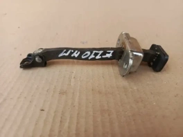 Ограничитель передней правой двери Toyota Corolla E210 OEM 68610-02350 общий вид